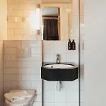 Hotel With 4*