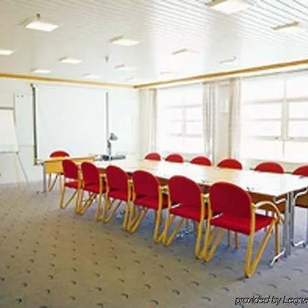 With Ξενοδοχείο 4*