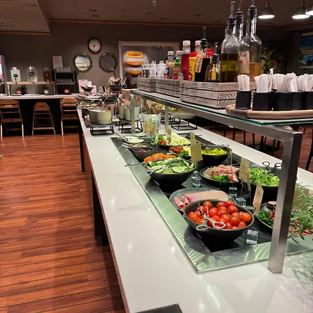 Ξενοδοχείο With Τρόμσο