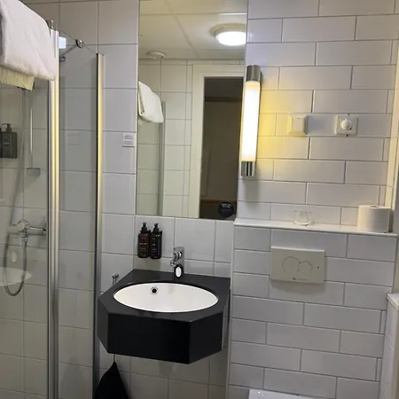 Ξενοδοχείο With