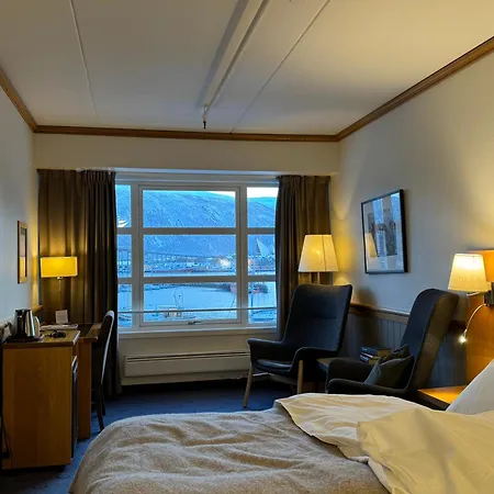 With 4* Τρόμσο