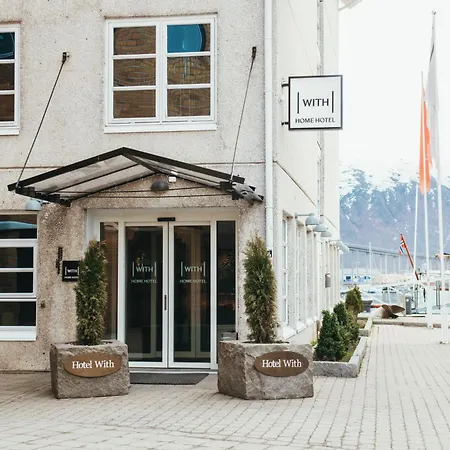With Hotel Tromsø