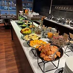 Hotel With 4*