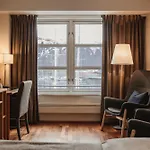 Hotel With 4*