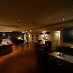 With Hotel 4*