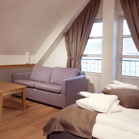 With Hotel 4*