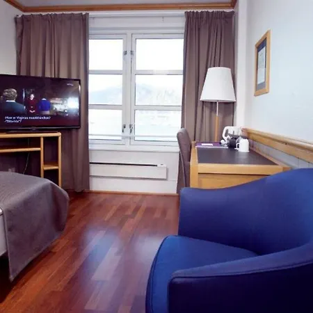 With Hotel 4*